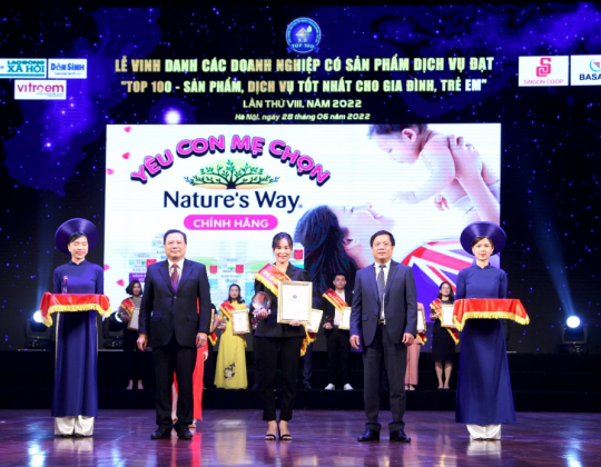 Nature’s Way đạt Top 100 Sản phẩm dịch vụ tốt nhất cho gia đình, trẻ em năm 2022