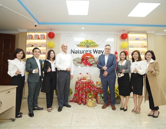 Nature’s Way Việt Nam vinh dự đón khách quý từ Pharmacare ngày giáp Tết
