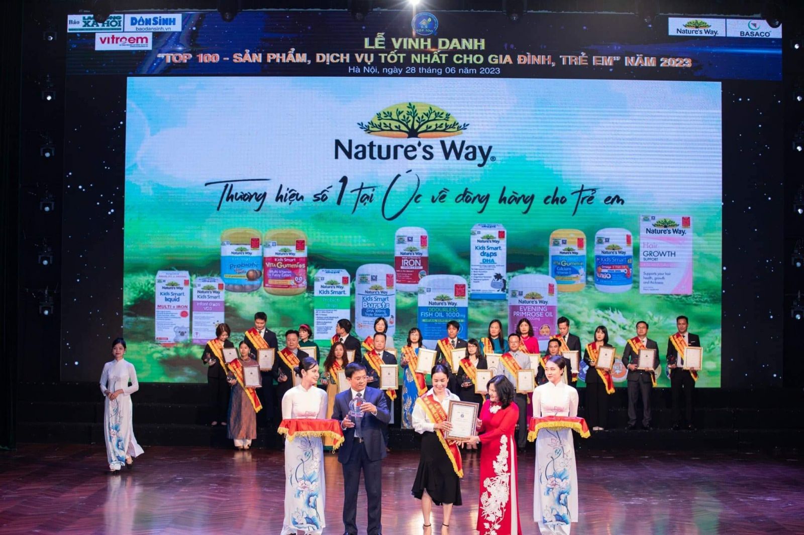 Top 100 sản phẩm tốt nhất cho gia đình, trẻ em năm 2023