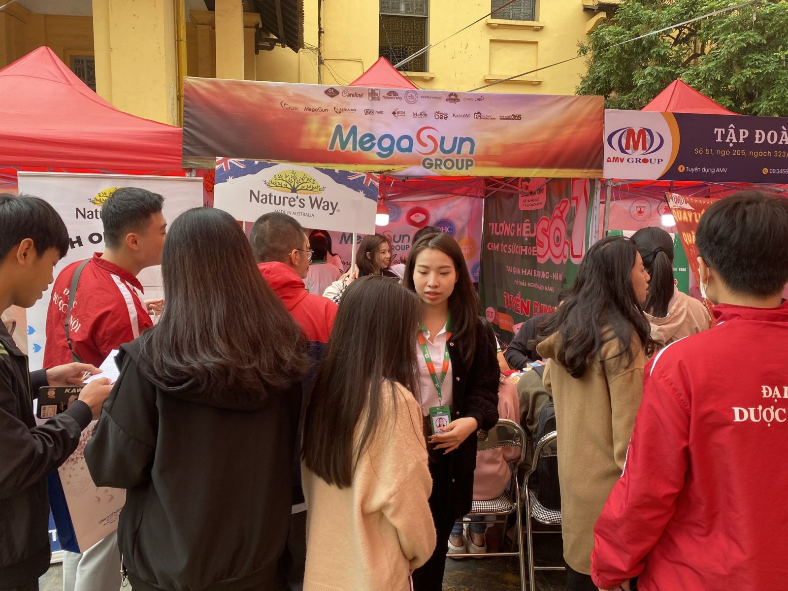 Ngày hội tuyển dụng Đại học dược Hà Nội