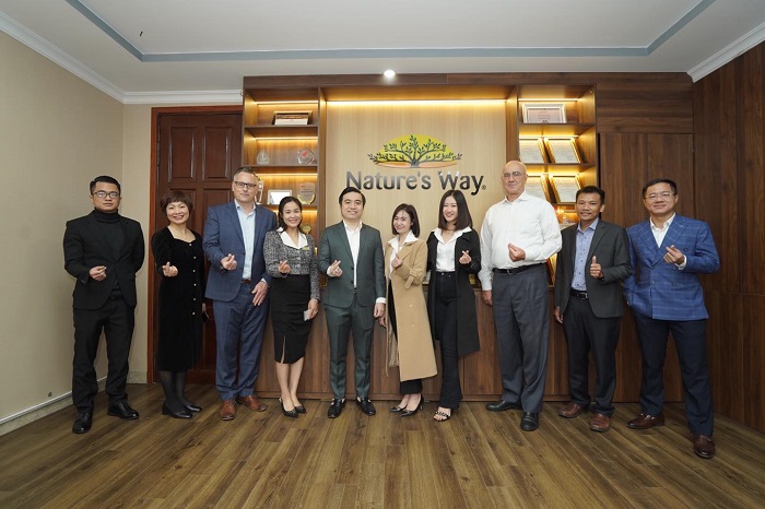 Nature’s Way Việt Nam vinh dự đón khách quý từ Pharmacare ngày giáp Tết
