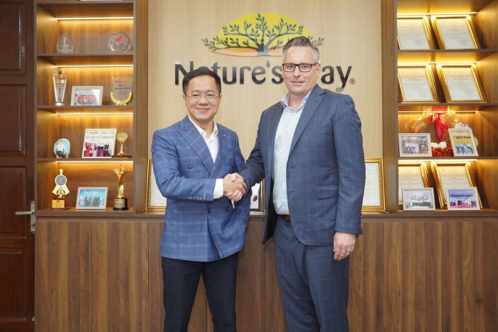 Nature’s Way Việt Nam vinh dự đón khách quý từ Pharmacare ngày giáp Tết