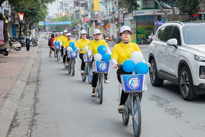 Roadshow tại Nhà thuốc Á Đông