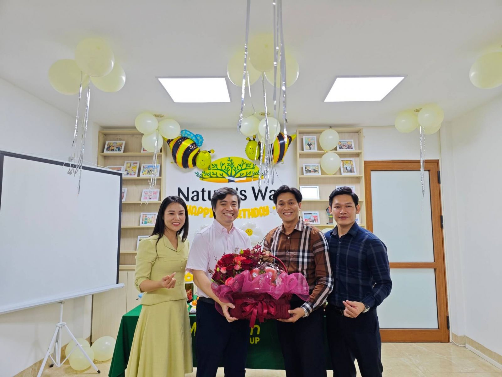 Sinh nhật Master Bee