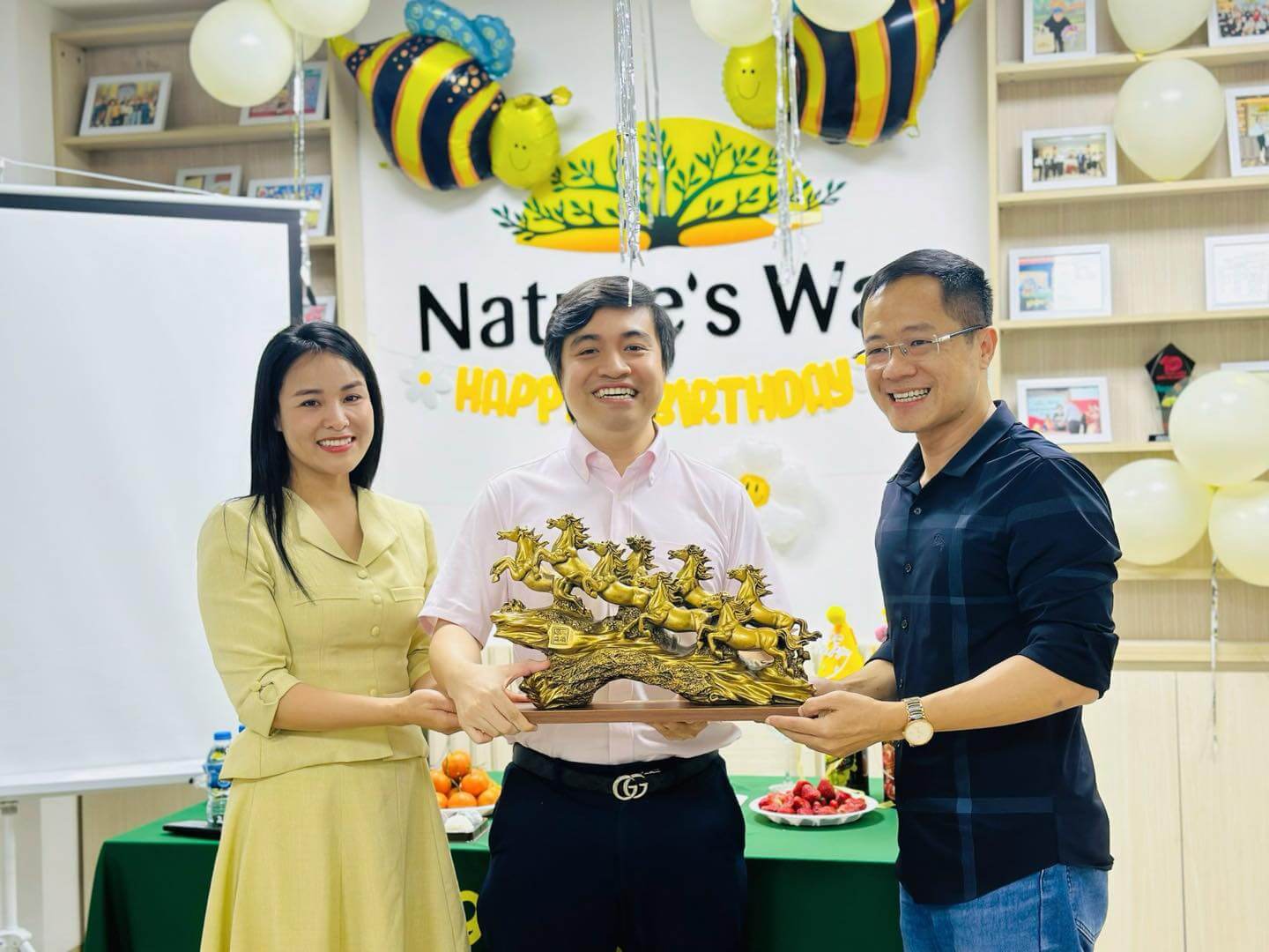Chúc mừng sinh nhật Master Bee 5 tuổi